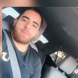 Meet your Posher, Karim